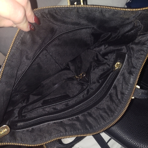 Black leather Michael Kors Pocketbook - Picture 4 of 6